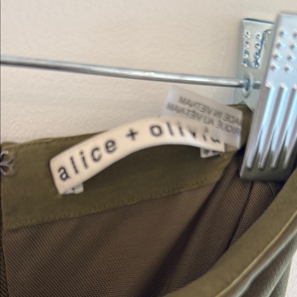 Alice and Olivia Green Maxi Pencil Skirt with Slit and Tie for Work - Picture 6 of 6